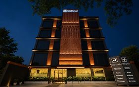 Hotel Limon & Banquet Sector 29, Gurgaon